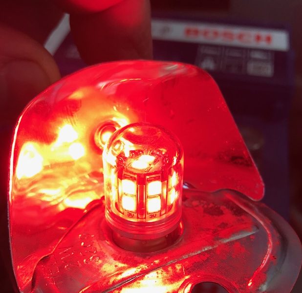 Ampoule LED rouge - Pour feux antibrouillard