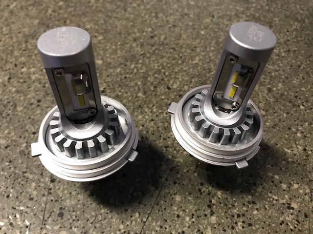 Kit ampoules LED 12 volts type R2