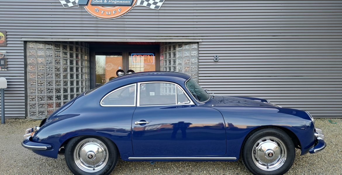 PORSCHE 356